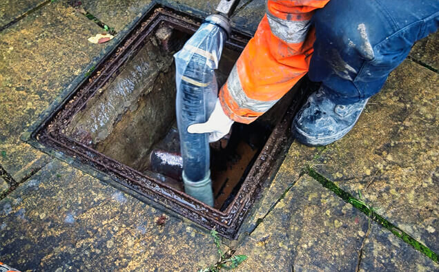 https://maylandsplumber.com.au/uploads/2025/06/blocked-drains-682908.jpg
