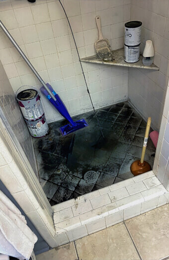 https://maylandsplumber.com.au/uploads/2025/06/blocked-drains-781929.jpg