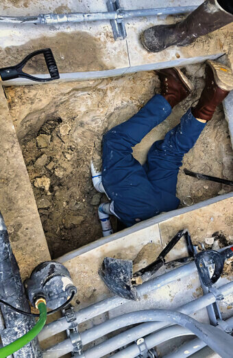 https://maylandsplumber.com.au/uploads/2025/06/commercial-plumbing-722681.jpg